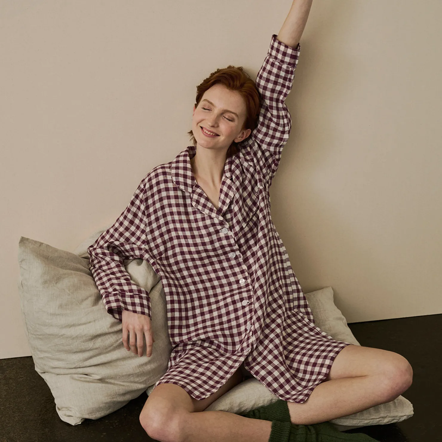 Night Dresses|Linen Pajamas>Piglet in Bed Linen Night Shirt Berry Gingham