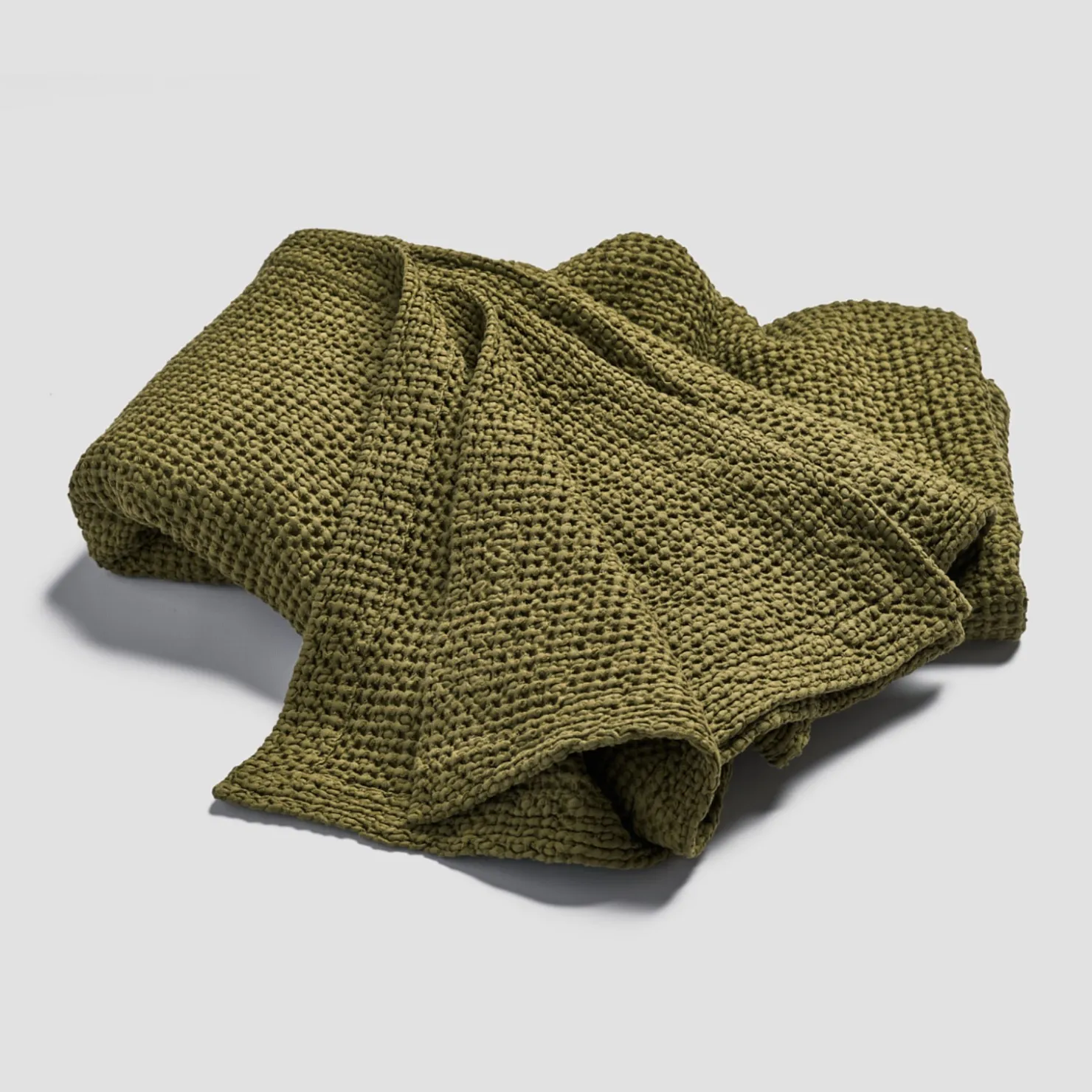 Blankets & Throws|Blankets & Throws>Piglet in Bed Waffle Cotton Throw Botanical Green