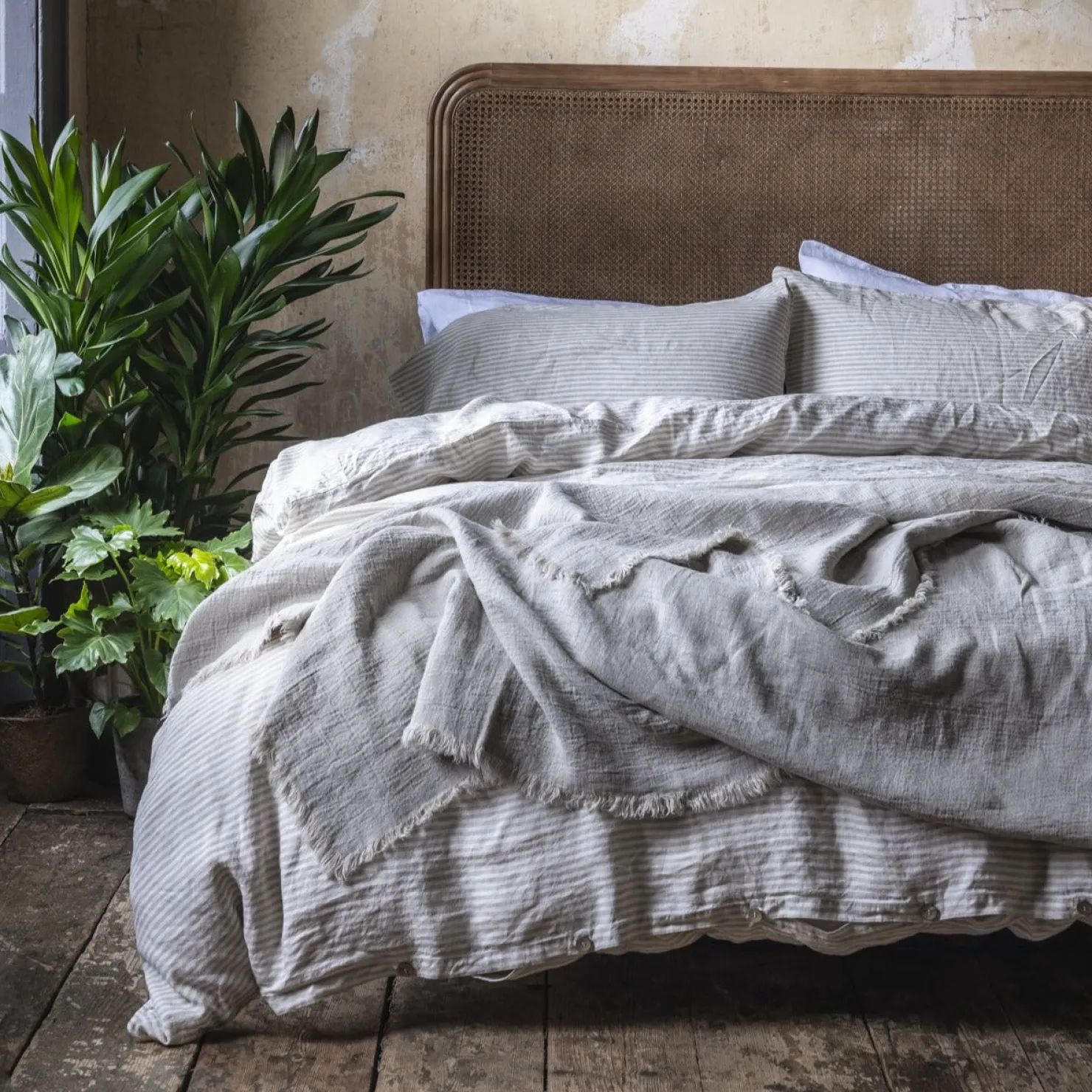 Striped Bedding|Linen Bedding>Piglet in Bed 100% Linen Duvet Cover Oatmeal Stripe