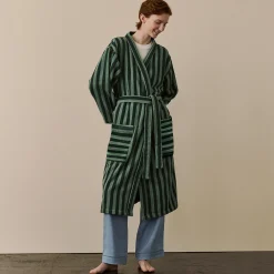 Robes|Robes><noscript><img width=