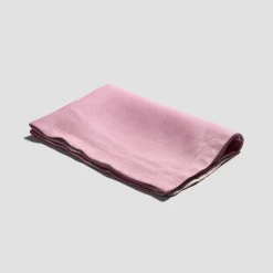 Table Linens>Piglet in Bed 100% Linen Placemat Set of 4 Raspberry
