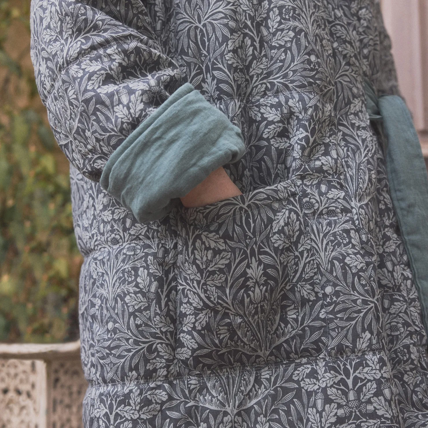 Linen Pajamas|Robes>Piglet in Bed River Wandle Pure Acorn Linen Housecoat Pure Acorn River Wandle