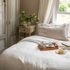 Linen Bedding|Duvet Covers>Piglet in Bed 100% Linen Duvet Cover White